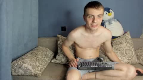 bristlebback online show from June 10, 5:02 pm