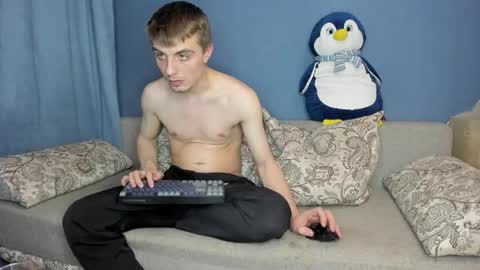 bristlebback online show from April 27, 5:30 pm