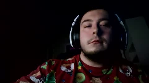 Snapshot of britcxck98 chatting on December 22, 10:15 pm Chubby British Cock online show from December 22, 10:15 pm