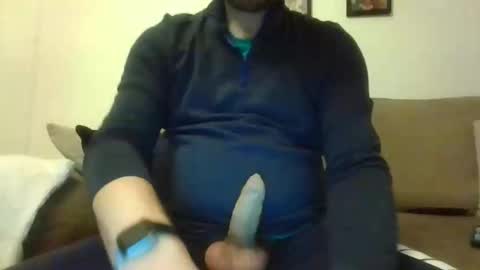 Snapshot of britguy6985 chatting on January 20, 10:04 pm britguy6985 online show from January 20, 10:04 pm