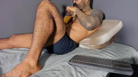 brockhurn_ online show from June 26, 4:09 pm