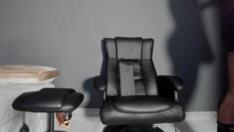 brockhurn_ online show from February 26, 2:35 am