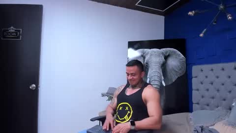 brody_hartchert online show from September 18, 5:53 am