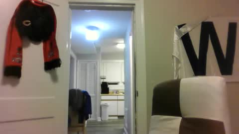 brodyb545755 online show from June 5, 3:11 am
