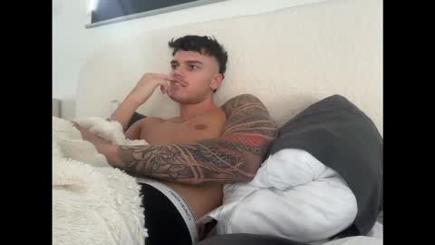 BrooklynTay online show from February 7, 6:20 am