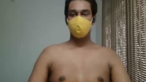 Snapshot of brownguy2505 chatting on February 23, 10:45 am brownguy2505 online show from February 23, 10:45 am
