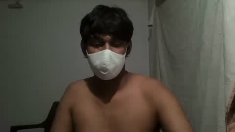 Snapshot of brownguy2505 chatting on January 28, 8:47 pm brownguy2505 online show from January 28, 8:47 pm