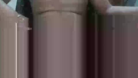 brownguy2505 online show from May 10, 8:10 pm