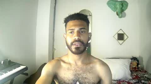 Snapshot of bruce_1111 chatting on October 15, 8:33 am bruce_1111 online show from October 15, 8:33 am