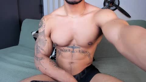 bruce roldan online show from December 3, 2:45 am