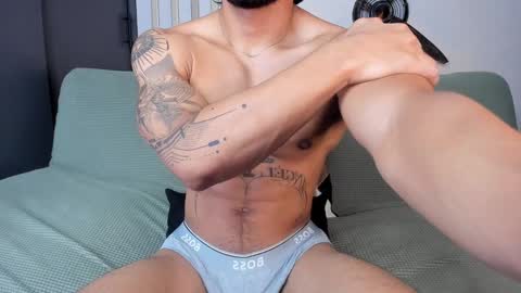 bruce roldan online show from January 12, 2:35 am