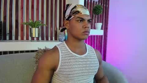 bruce_stroud online show from October 15, 3:47 am