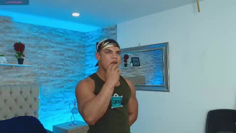 bruce_stroud online show from October 31, 4:03 am