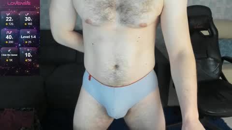 Snapshot of bruce_wayne94 chatting on January 14, 12:00 am Bruce Wayne94 online show from January 14, 12:00 am