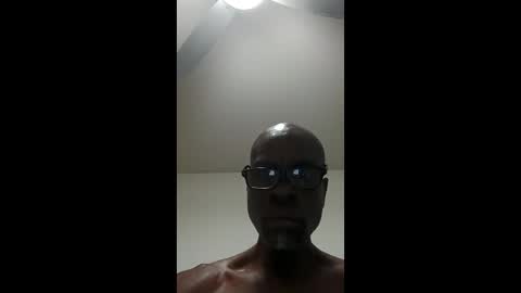 brucebowser online show from May 16, 11:52 am