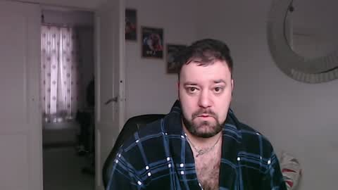Snapshot of brucemf chatting on February 8, 8:31 am Bruce online show from February 8, 8:31 am