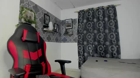 bruno_snow online show from September 22, 3:17 am