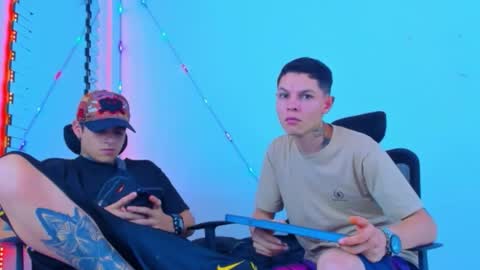 Snapshot of bruno_wild chatting on October 19, 6:28 am Bruno wild online show from October 19, 6:28 am