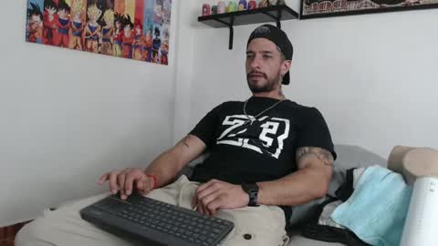 brunofernandezz online show from September 25, 6:18 pm