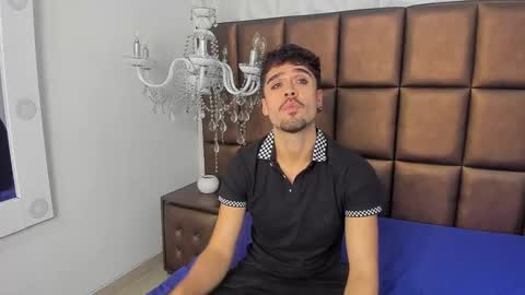 brunoturnerr online show from February 21, 8:10 pm