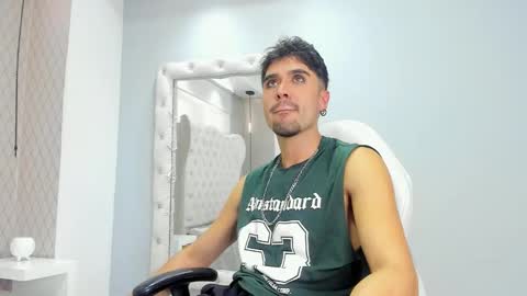 brunoturnerr online show from February 14, 8:37 pm