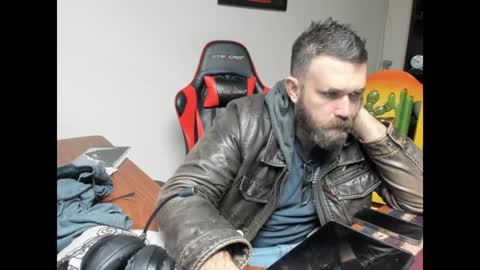 BRUTALMASTER1983 online show from January 8, 7:13 pm