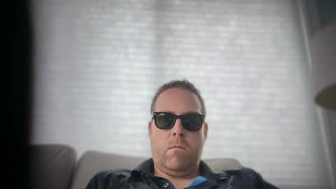 brwrhc87 online show from June 12, 1:31 pm