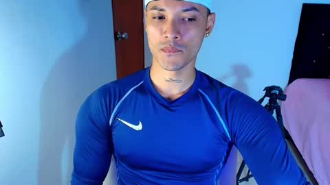 Snapshot of bryan_boy_ chatting on November 1, 12:36 am bryan online show from November 1, 12:36 am