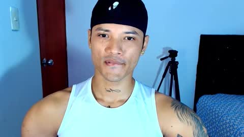 Snapshot of bryan_boy_ chatting on October 4, 12:27 am bryan online show from October 4, 12:27 am