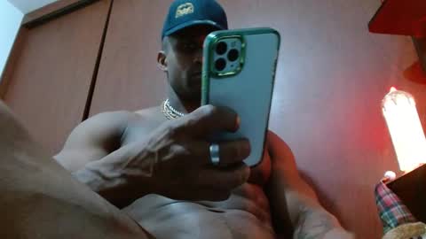 Snapshot of bryan_colen chatting on March 7, 4:56 am Enjoy the best muscle straws online show from March 7, 4:56 am