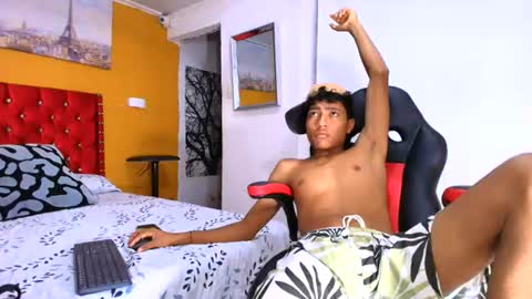 bryan_kim online show from June 14, 2:24 am