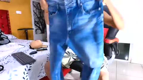 bryan_kim online show from June 14, 2:09 am