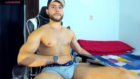 bryan_oficials online show from October 15, 3:58 am