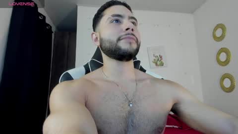 bryan_oficials online show from May 9, 3:51 am
