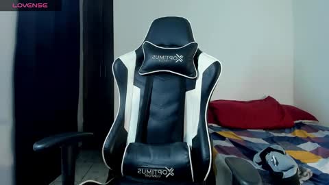 bryan_oficials online show from December 18, 7:15 am