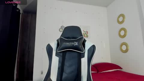 bryan_oficials online show from May 4, 11:06 pm