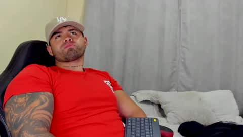 bryan stoness online show from December 14, 1:39 am