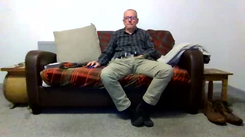 bs4800cam online show from June 8, 10:33 pm