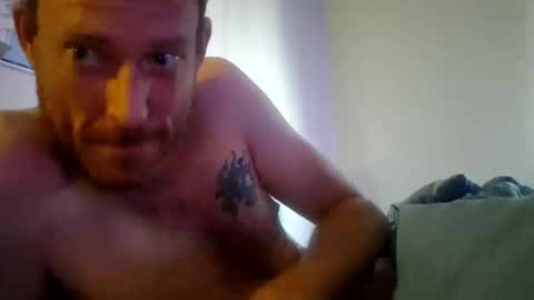 btbennett26 online show from October 18, 7:30 pm