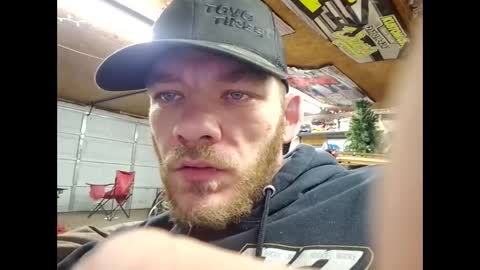 btown3095 online show from April 13, 12:00 am