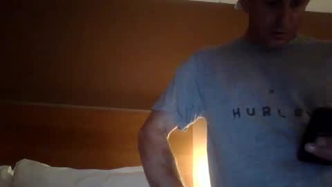 Snapshot of btownstud chatting on September 26, 12:41 am btownstud online show from September 26, 12:41 am