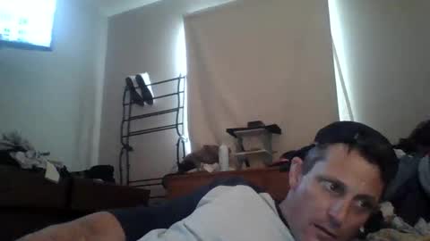 Snapshot of btownstud chatting on October 4, 10:58 pm btownstud online show from October 4, 10:58 pm