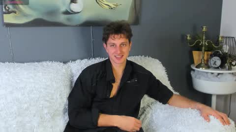 bubblecum_ online show from February 13, 2:22 pm