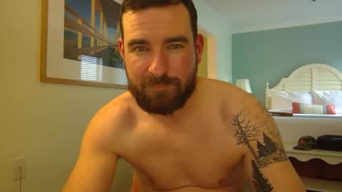 bubblestraight online show from April 6, 10:10 pm