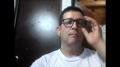 buchs32 online show from September 9, 2:55 am