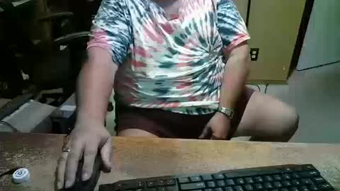 Snapshot of bucku2 chatting on October 13, 10:05 pm Bucku2 online show from October 13, 10:05 pm