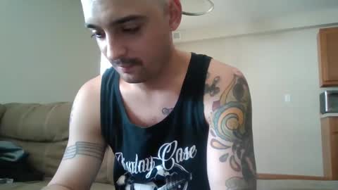 Snapshot of bud42o chatting on October 4, 6:46 pm Bud42o online show from October 4, 6:46 pm