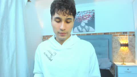 Snapshot of buddy_whitte chatting on January 26, 11:28 am Buddy Whitte online show from January 26, 11:28 am