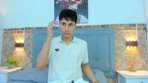 Snapshot of buddy_whitte chatting on March 10, 11:34 am Buddy Whitte online show from March 10, 11:34 am