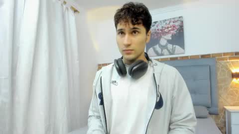 Snapshot of buddy_whitte chatting on February 10, 11:25 am Buddy Whitte online show from February 10, 11:25 am